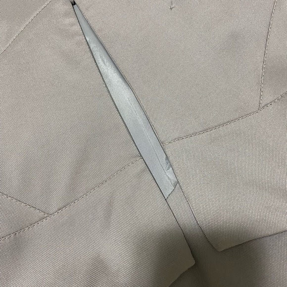 Dress - Picture 3 of 10